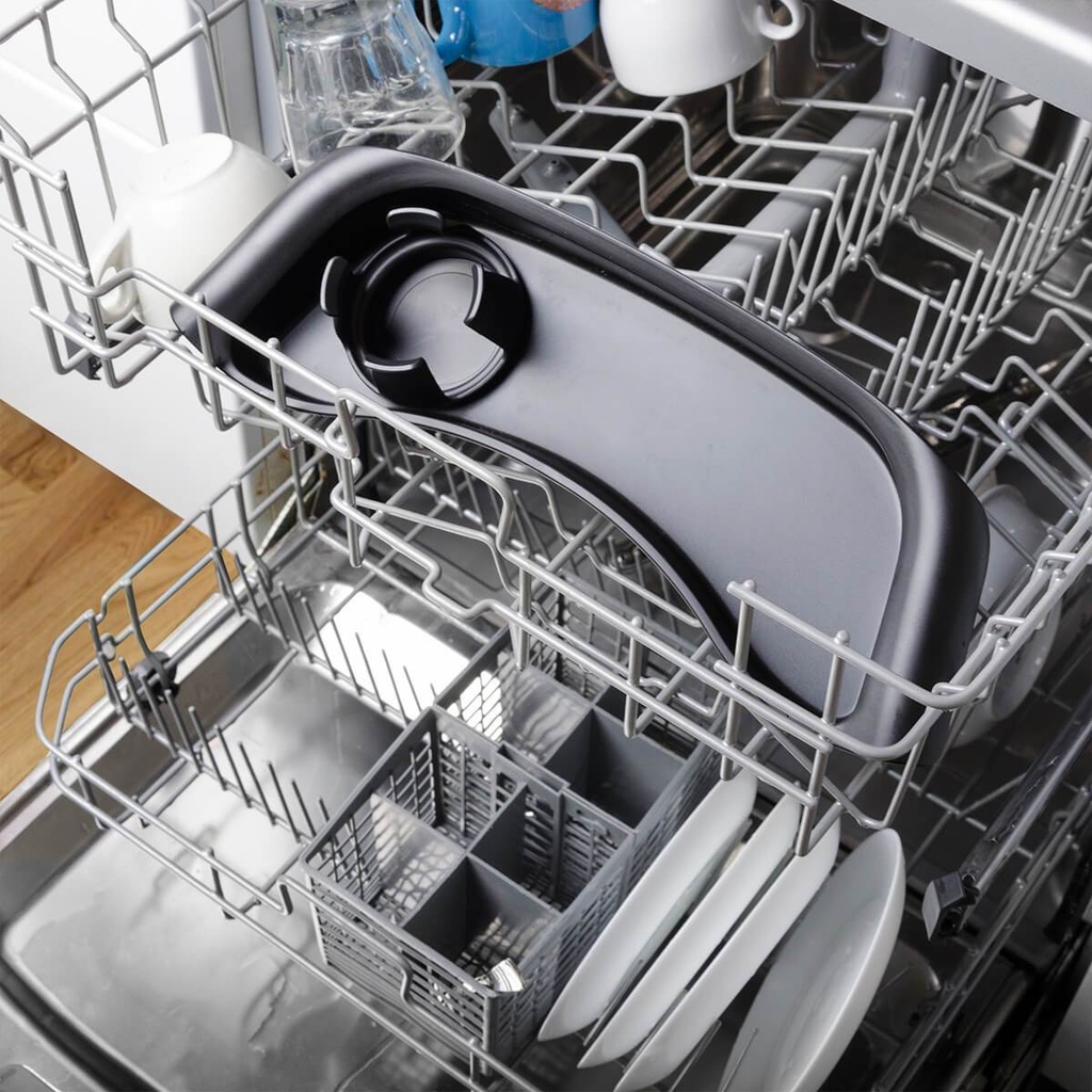 phil&teds food tray placed in the dishwasher